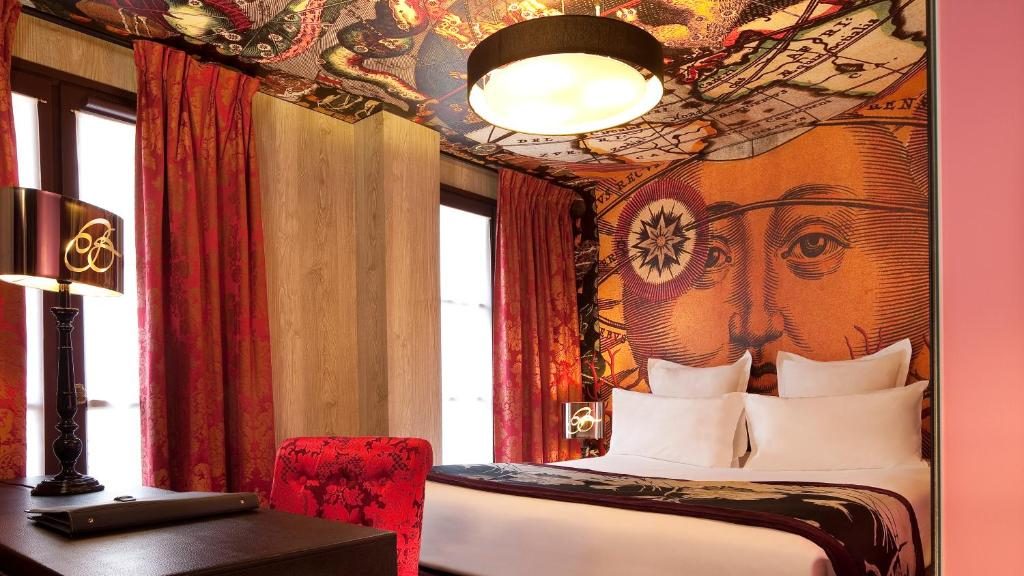 Hotel Le Bellechasse. Where to stay in Paris